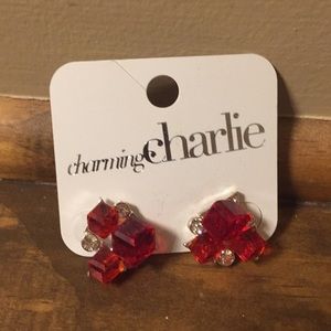 ❤️ MUST BUNDLE ❤️ Charming Charlie Red Earrings